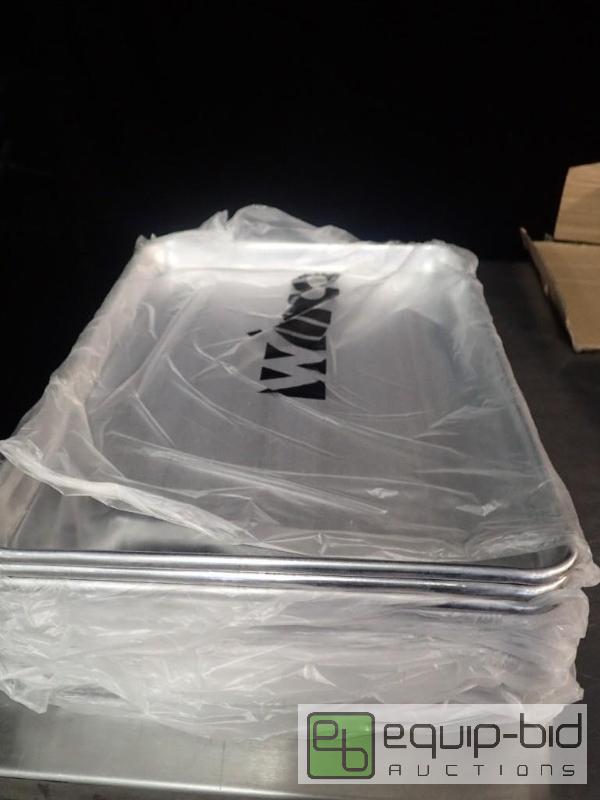 lot 7157 image: (12)Aluminum Sheet Pans