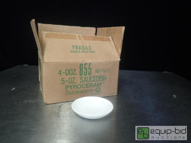 lot 7207 image: 4 Dozen 5oz Sauce Dishs
