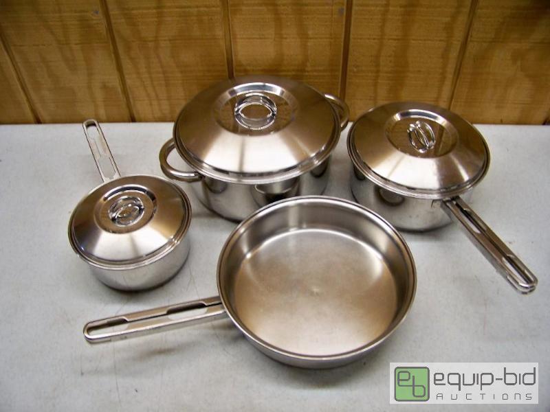lot 1026 image: Tramotina 7 Piece Stainless Steel Cookware Set