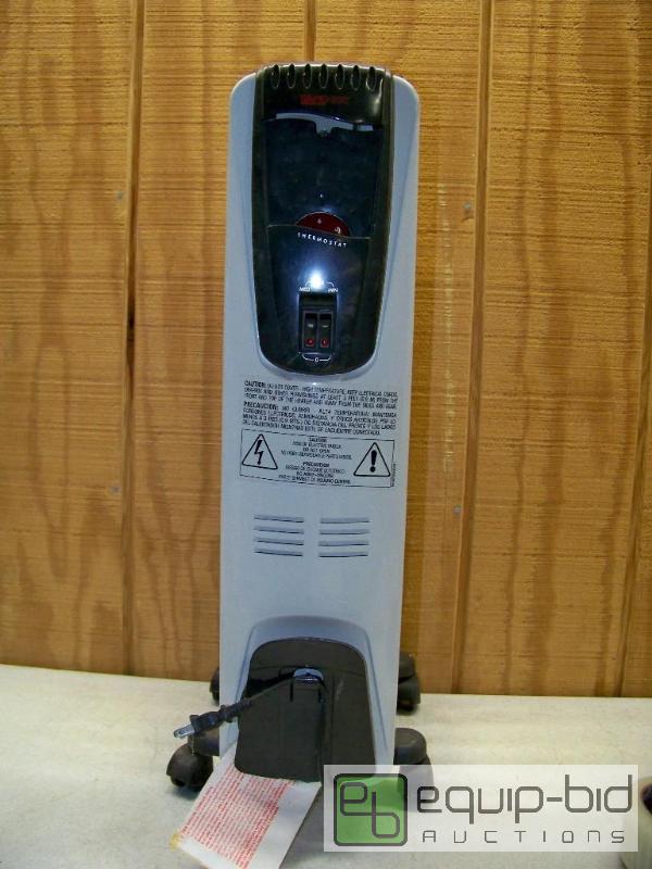lot 1032 image: Delonghi Safeheat