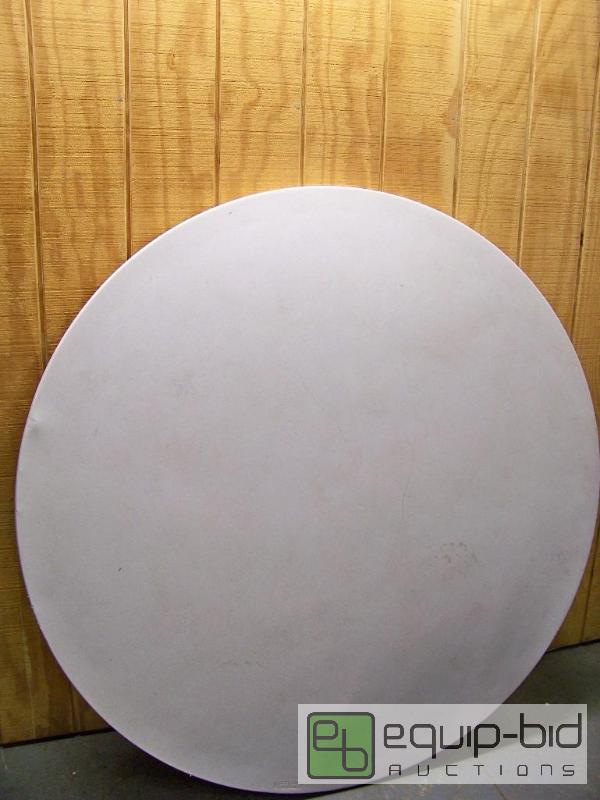 lot 1062 image: Lifetime 59 round table