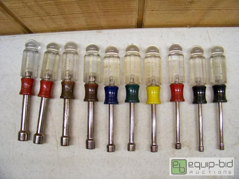 lot 1106 image: Craftsman Nut Drivers