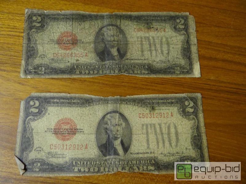 lot 1143 image: Lot of 2 red seal 2 dollar bills.&nbsp  Both...