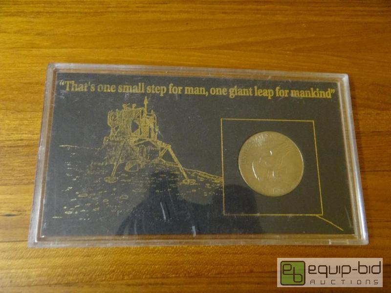 lot 1176 image: 1971 silver dollar in case....
