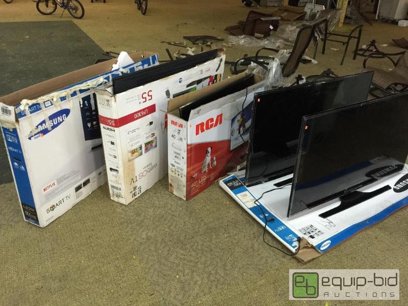 lot 1465 image: 2ND LOT OF 5 FLAT SCREEN TVS