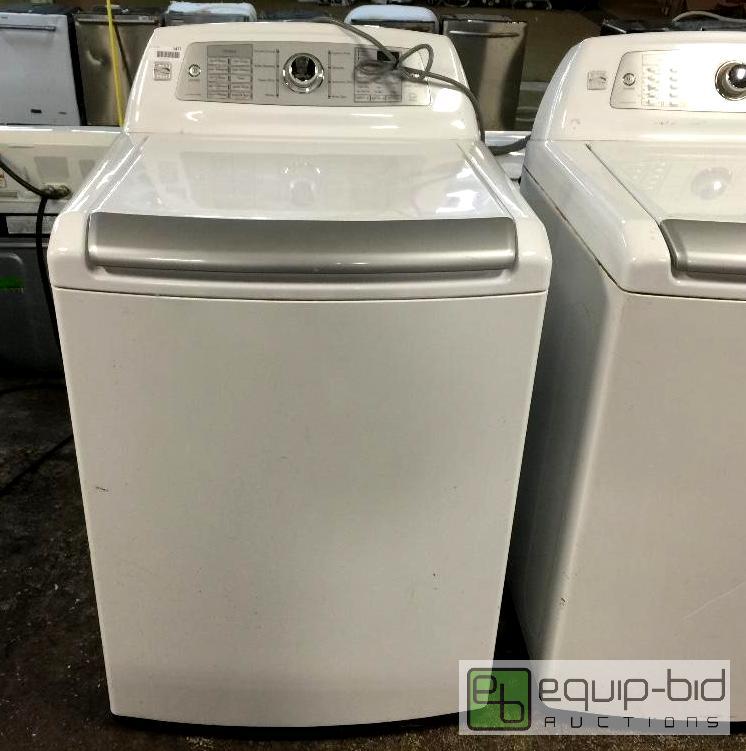 lot 1477 image: Kenmore Elite high-capacity top-load washer
