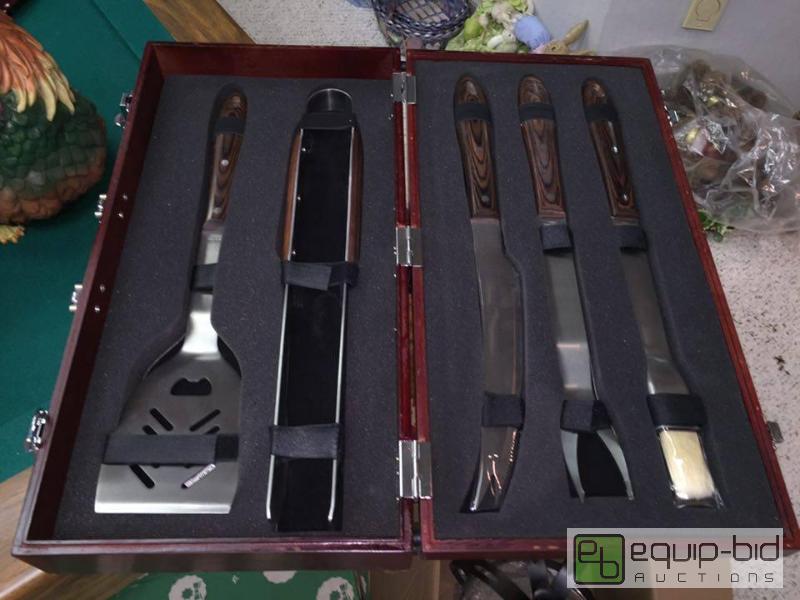 lot 103 image: NIB Southwest Airlines and Ronald McDonald House BBQ Grill Set in Wood Box