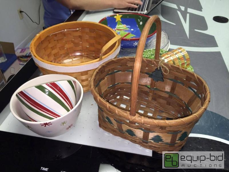lot 118 image: Large Lot Plates, Glass Ware, and Baskets