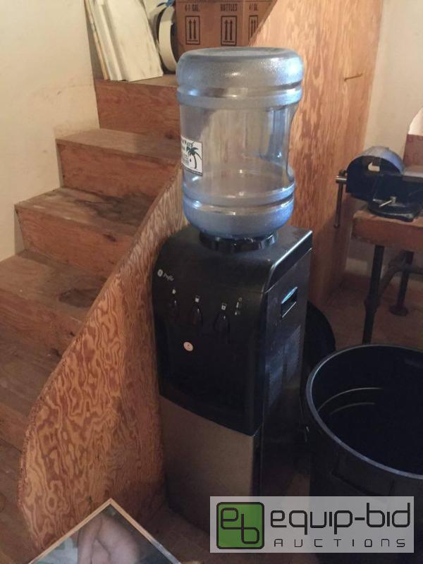 lot 131 image: GE Profile Drink Dispenser