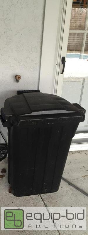 lot 141B image: Trash Can and Huge Hose