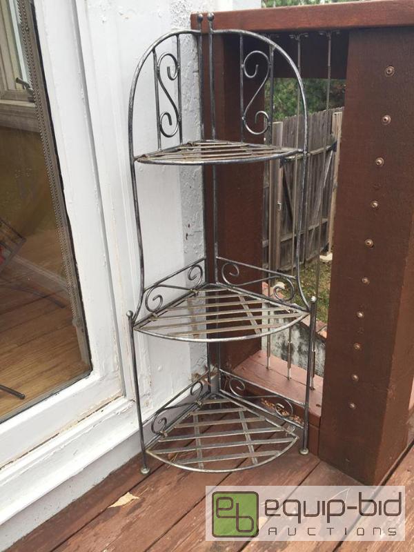 lot 142 image: Wrought Iron Corner Shelf