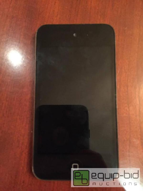 lot 163 image: Apple Black iPod Touch 8GB