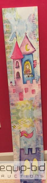 lot 172 image: Princess in Castle Wall Decor