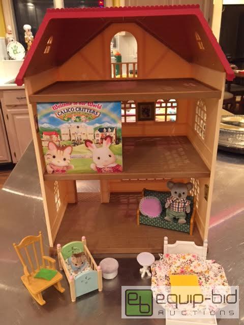 lot 175 image: Calico Critters House, Critters and Furnishings