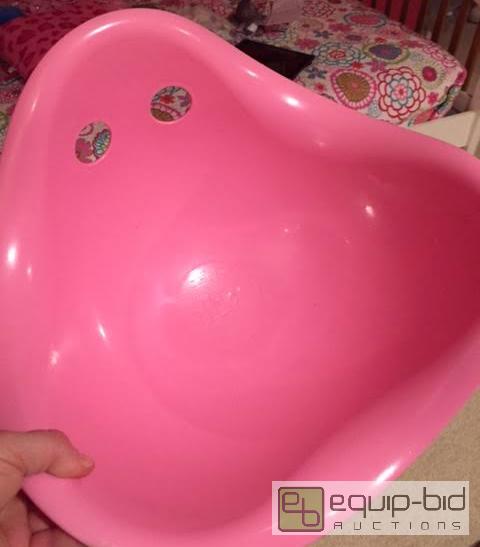 lot 179 image: Pink Learning Tree BILIBO Spin Chair