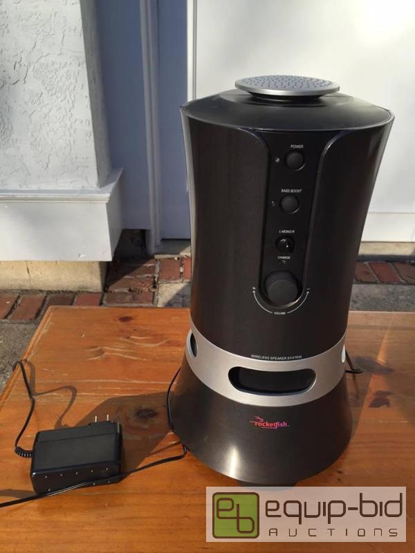 lot 205 image: Rocket Fish Outdoor Wireless Speaker