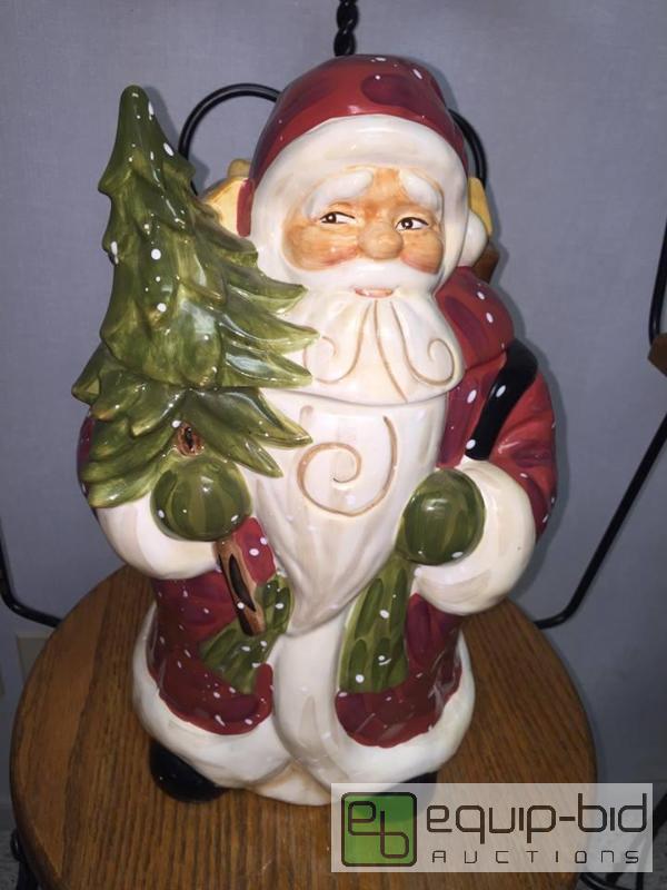 lot 81 image: Ceramic Santa Cookie Jar