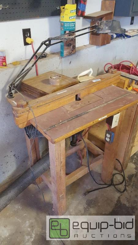 lot 1003 image: router table and router