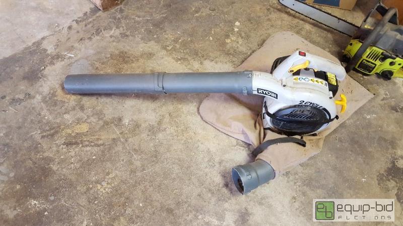 lot 1022 image: Ryobi gas powered leaf blower