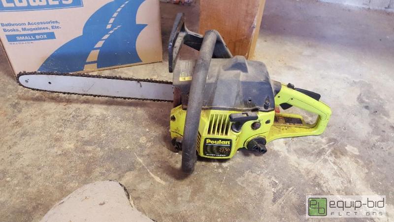 lot 1023 image: Poulan 16 Gas chain saw
