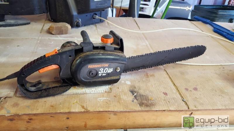 lot 1024 image: Remington electric 16 inch chainsaw