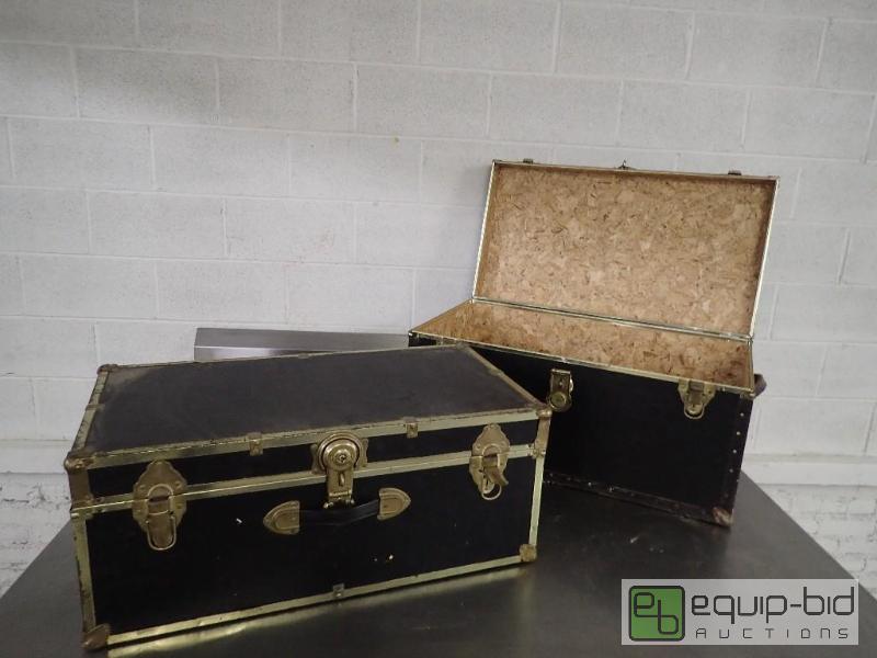 lot 1174 image: Lot of Two Trunks