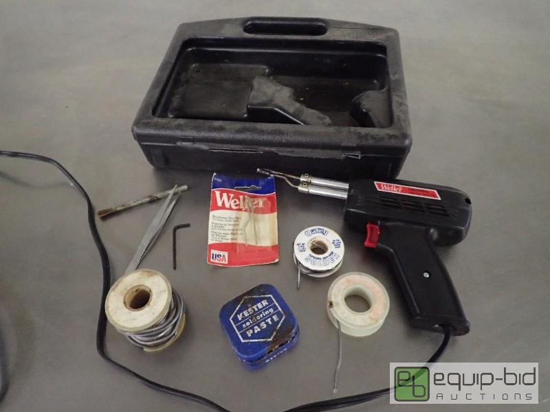 lot 1200 image: Weller Soldering Gun with Accessories