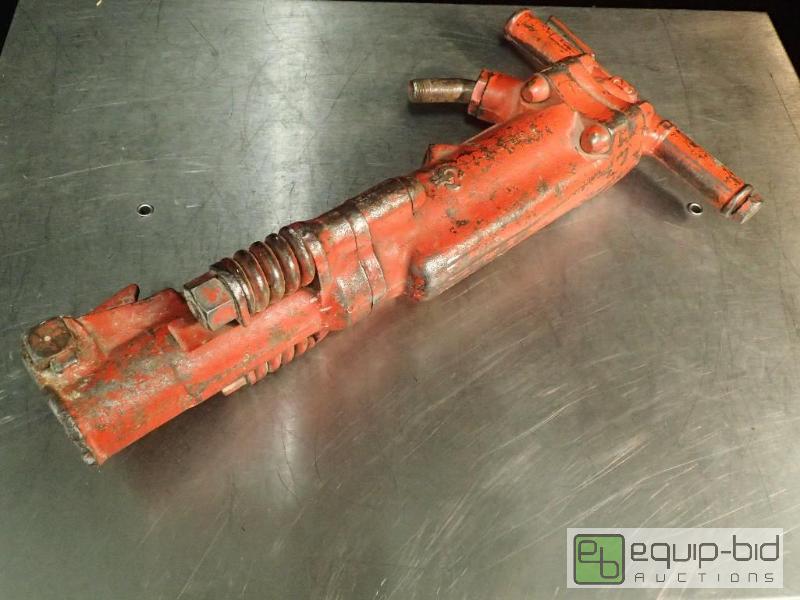 lot 280 image: Chicago Pneumatic Tool Co. Jack Hammer