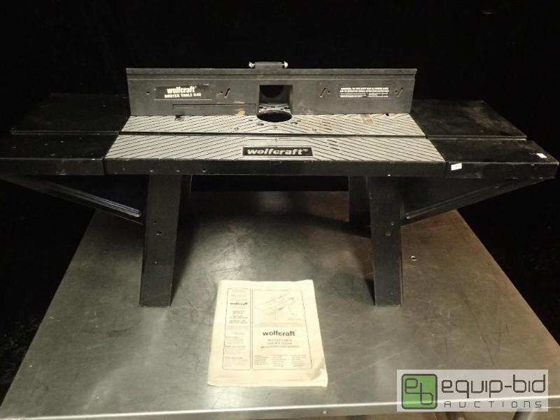 lot 281 image: Wolfcraft Router Table