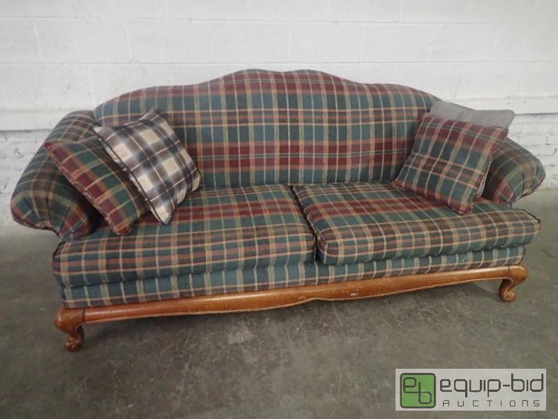 lot 6075 image: Plaid Patterned Couch with (4) Pillows