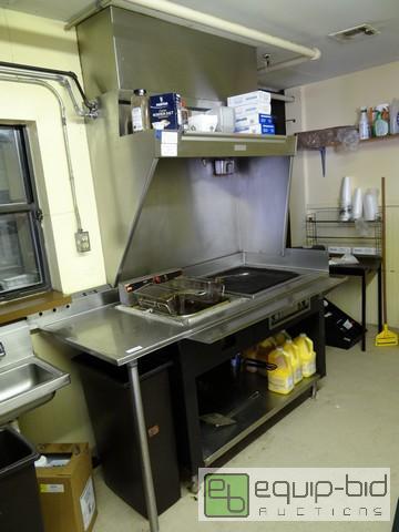 lot 483 image: Custom Built FryerFlatop Station