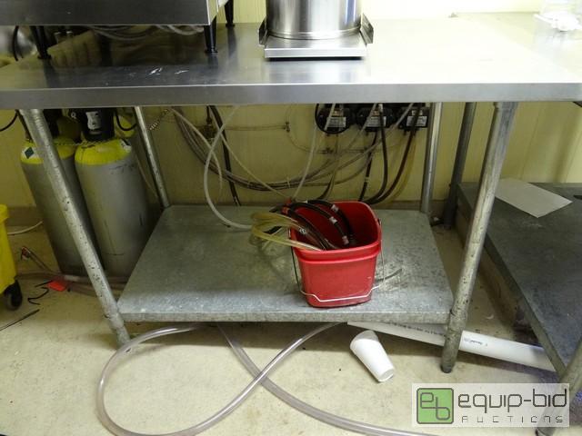 lot 486 image: Stainless Steel 48x30 Table