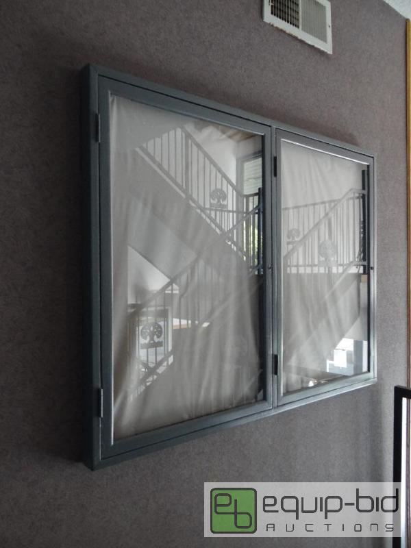 lot 549 image: Wall Hung 48x36 Double Glass Door Sign Box