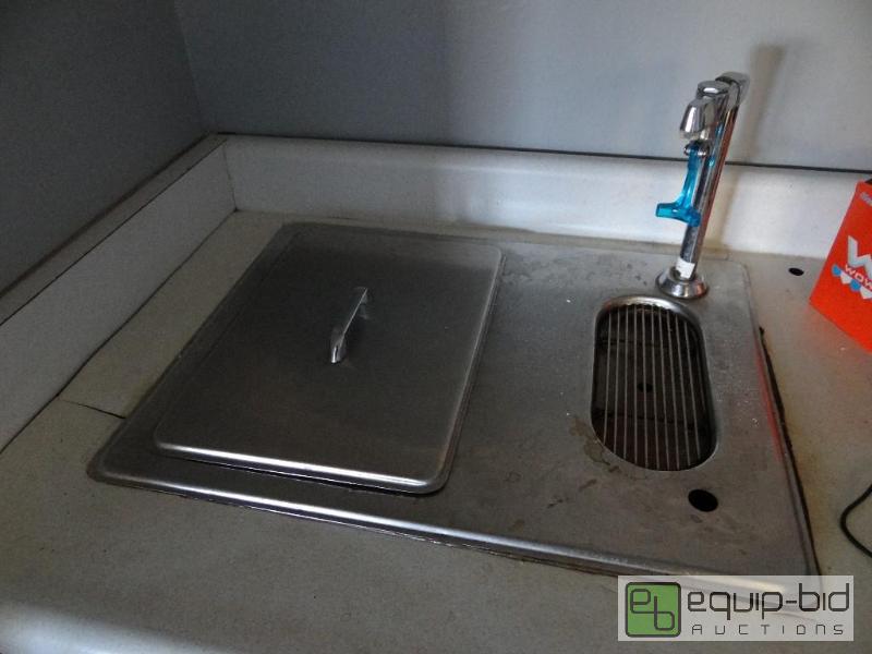 lot 566 image: Stainless Drop In Ice Well w Water Tap
