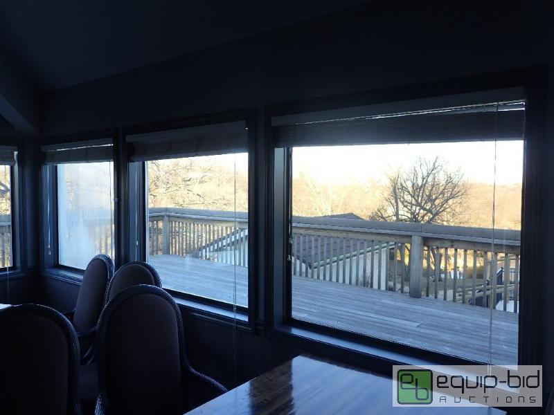 lot 578 image: (3) Double Glass Pane Aluminum Frame Exterior Windows