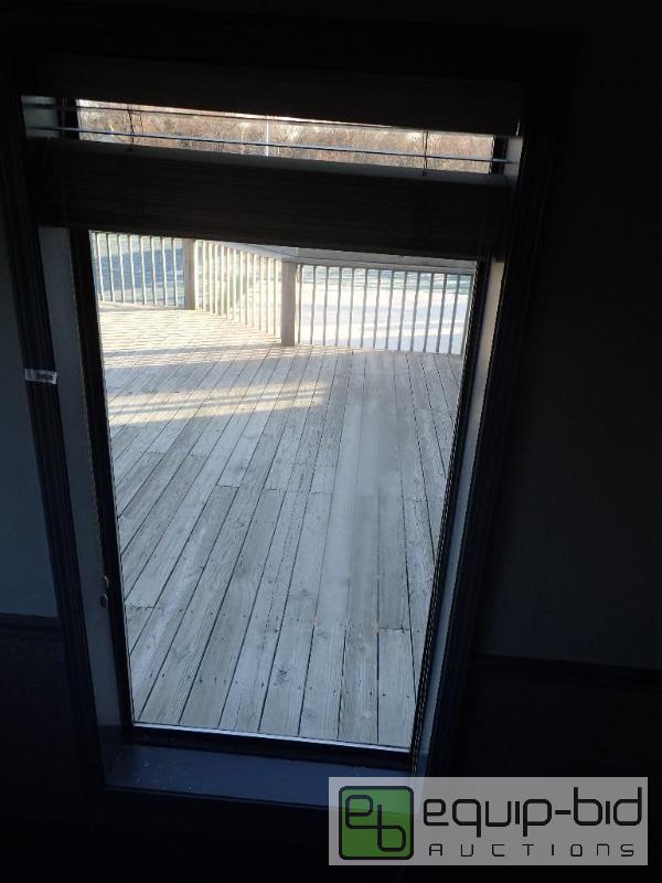 lot 583 image: (1) Double Glass Pane Aluminum Frame Exterior Windows