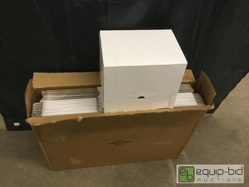 lot 125 image: Small Return Boxes Great for packing  Quantit...