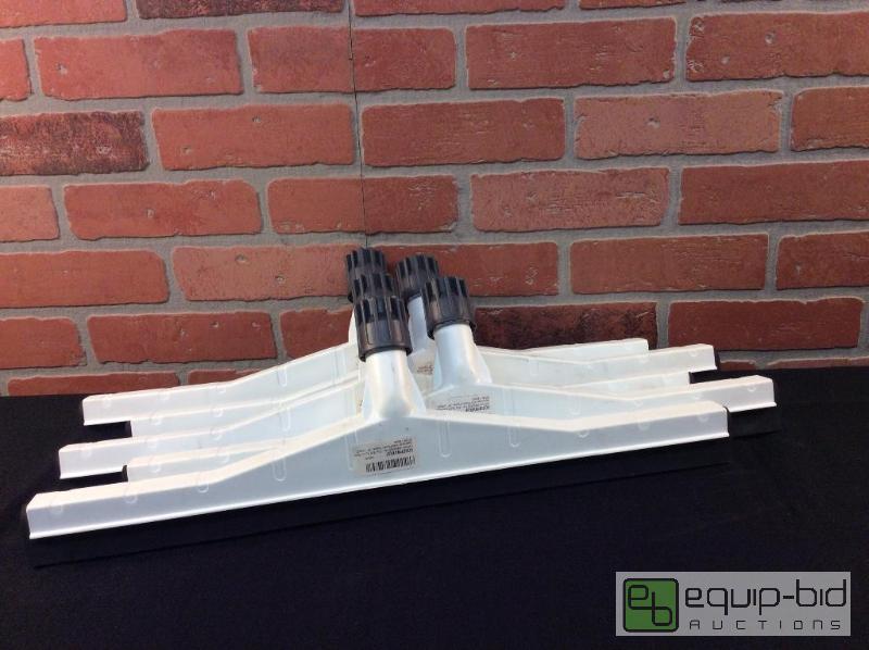 lot 159 image: Carlisle Flo-Pac Soft Foam Rubber Squeegee wi...