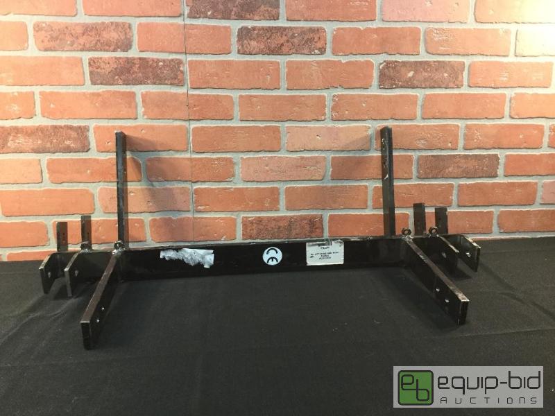lot 164 image: &nbspPicker Brackets for lift bucket  Quanti...