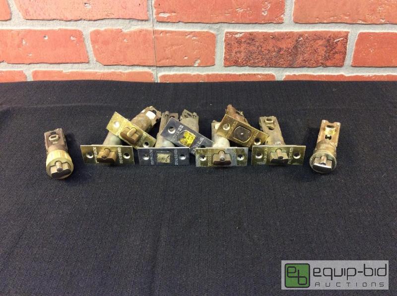 lot 189 image: Weiser Bolts &amp Latches for Door Hardware ...