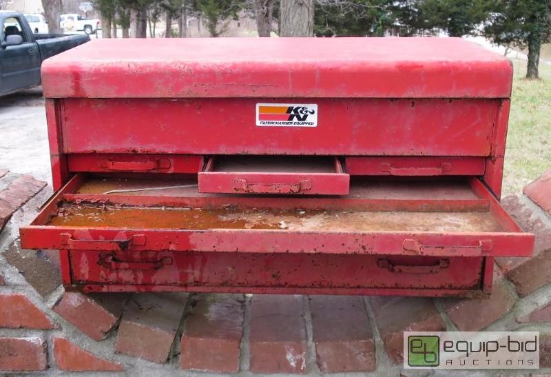 lot 141 image: Tool Box