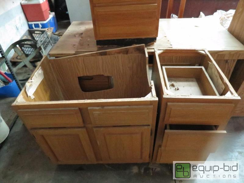 lot 188 image: Lot of Cabinets and More