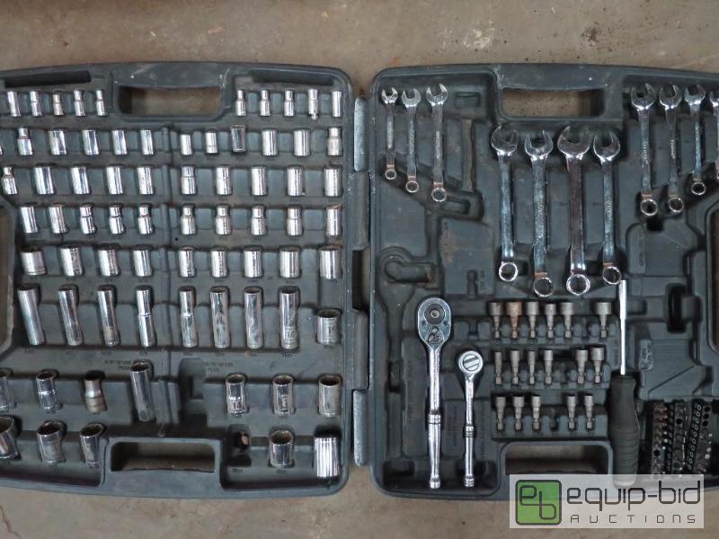 lot 19 image: Wrench and Socket Set