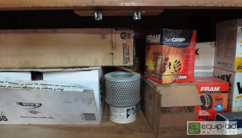 lot 241 image: Complete Contents of Shelfs