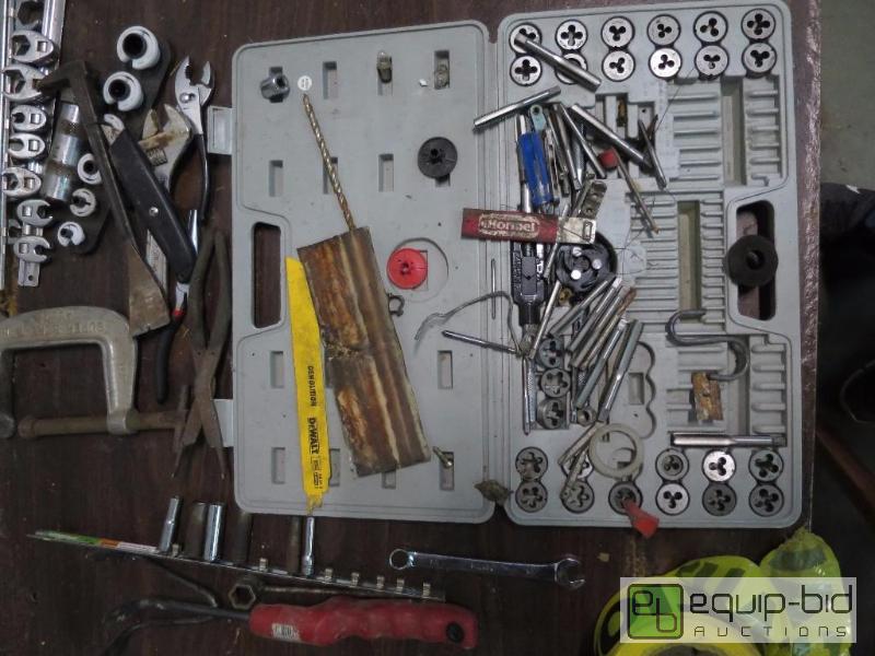lot 71 image: Random Tool Lot