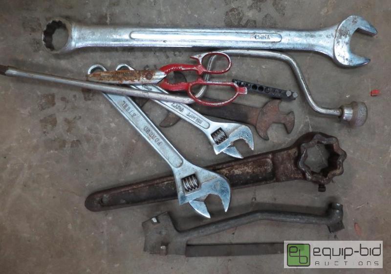 lot 79 image: Random Tool Lot