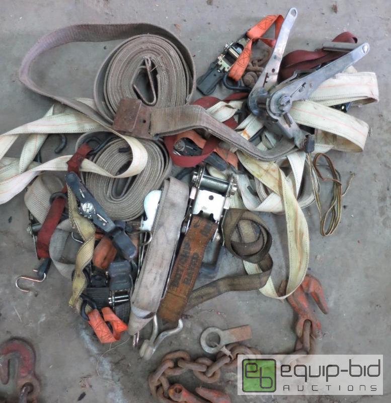 lot 89 image: Lot of Straps and Come Alongs