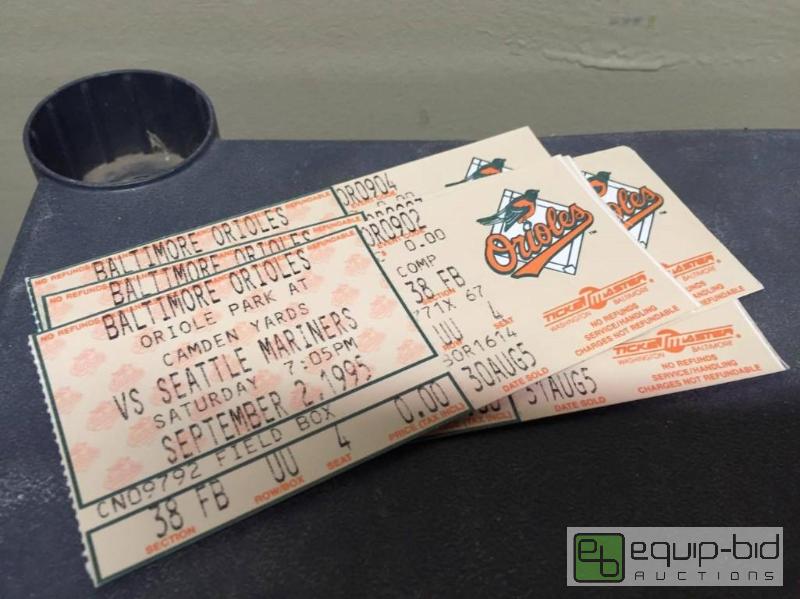 lot 122 image: Orioles Tickets