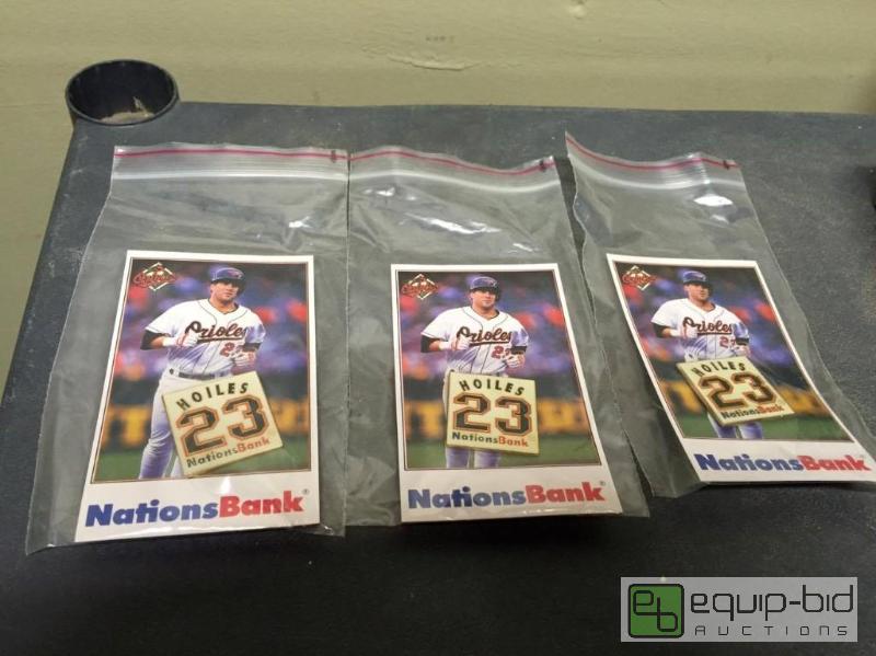 lot 125 image: Trio of Orioles Hoiles Promo Cards with Pins in Bags