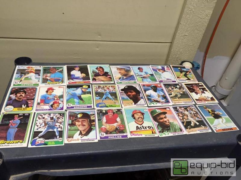 lot 130 image: Group of 1970s and 1980s Baseball Cards
